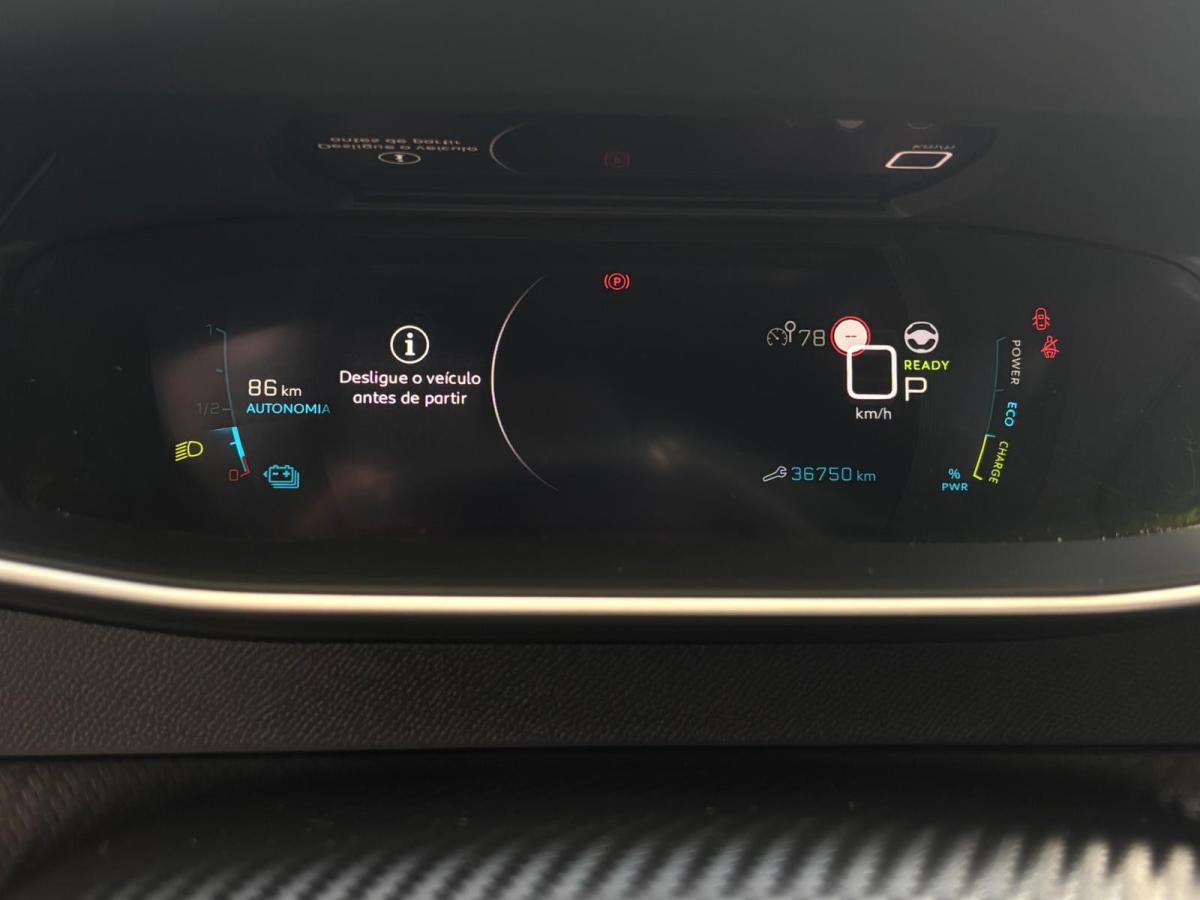 peugeot-2008-2022-eletrico-500cc