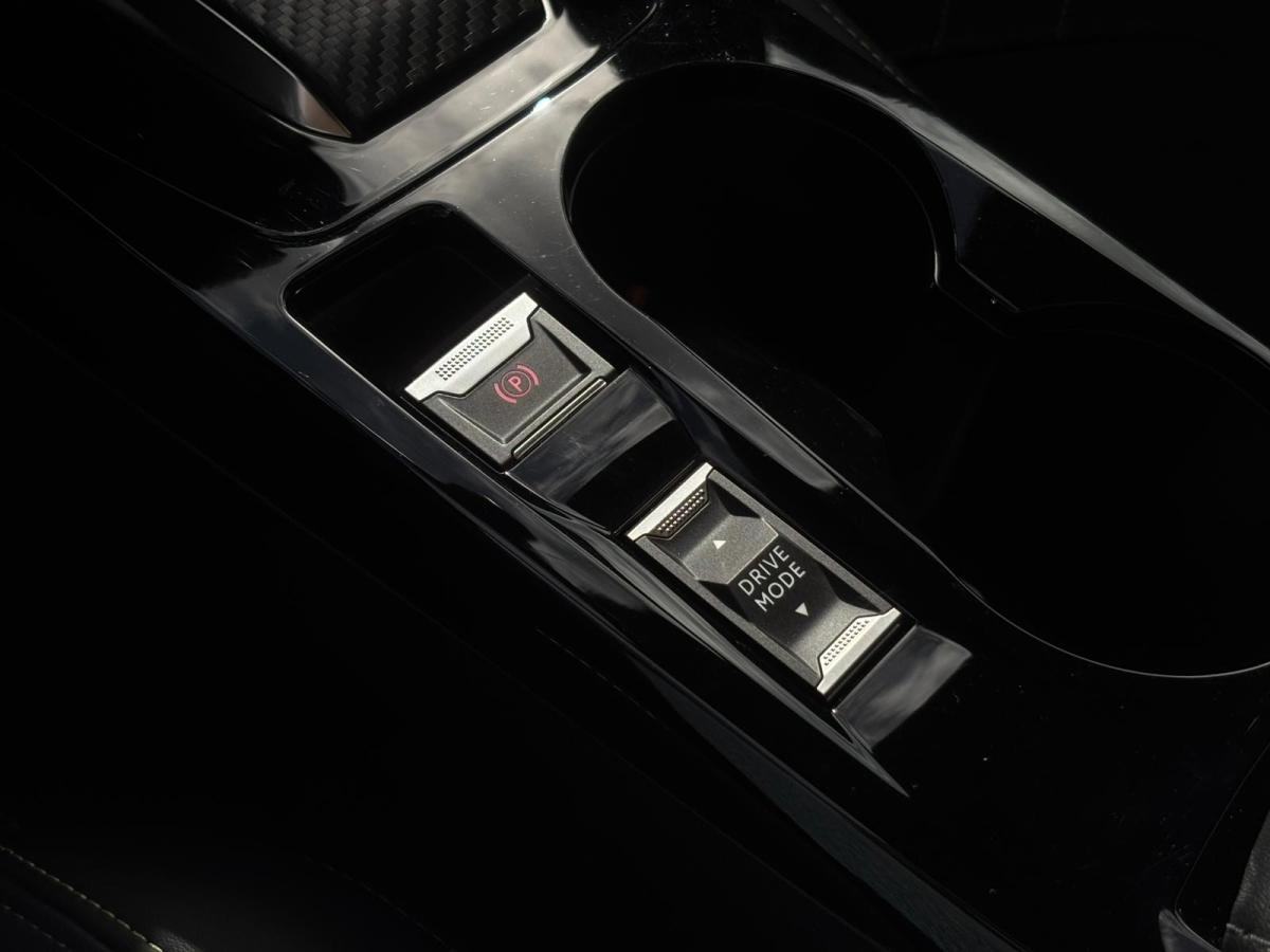 peugeot-2008-2022-eletrico-500cc