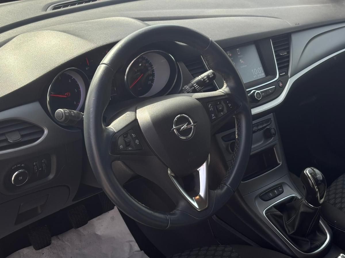 opel-astra-2020-diesel-1496cc