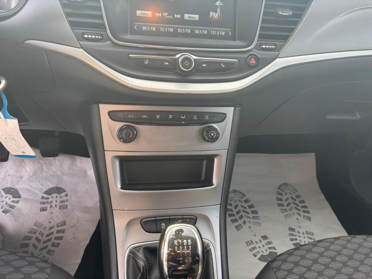 opel-astra-2020-diesel-1496cc
