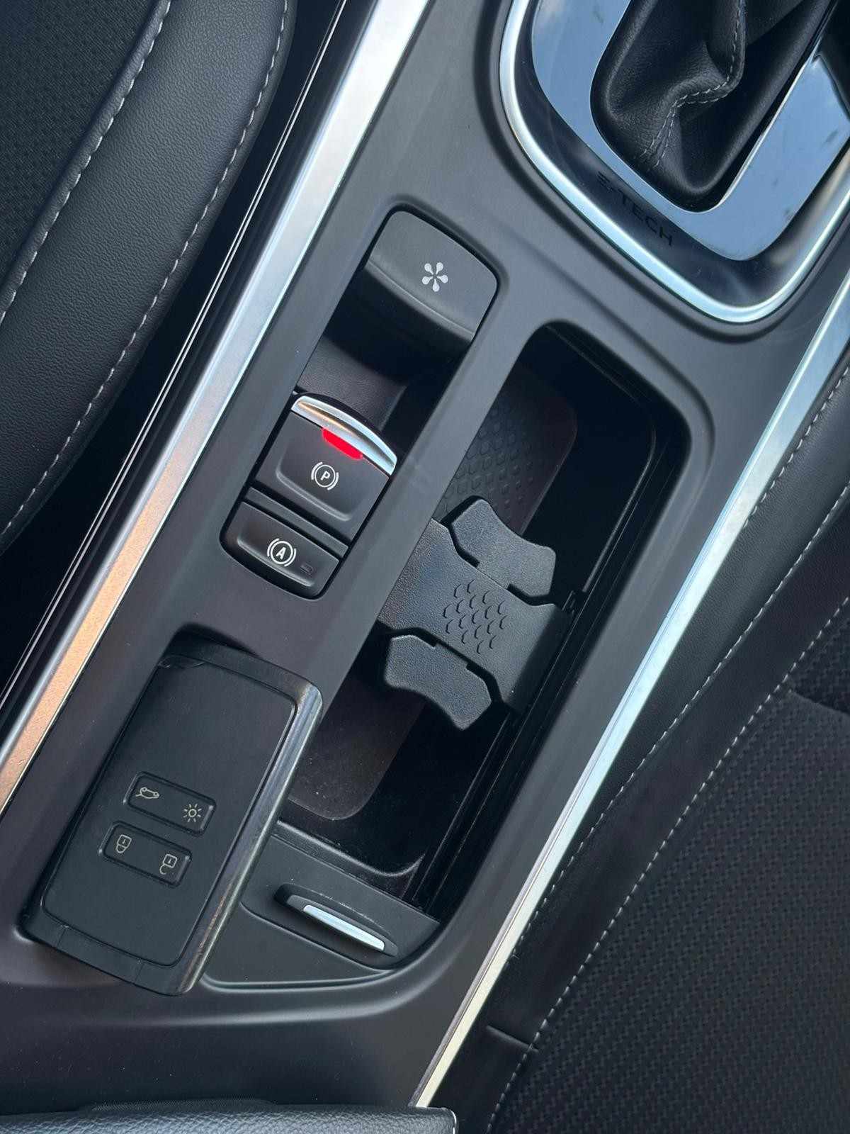 renault-megane-2021-hibrido-a-gasolina-1598cc
