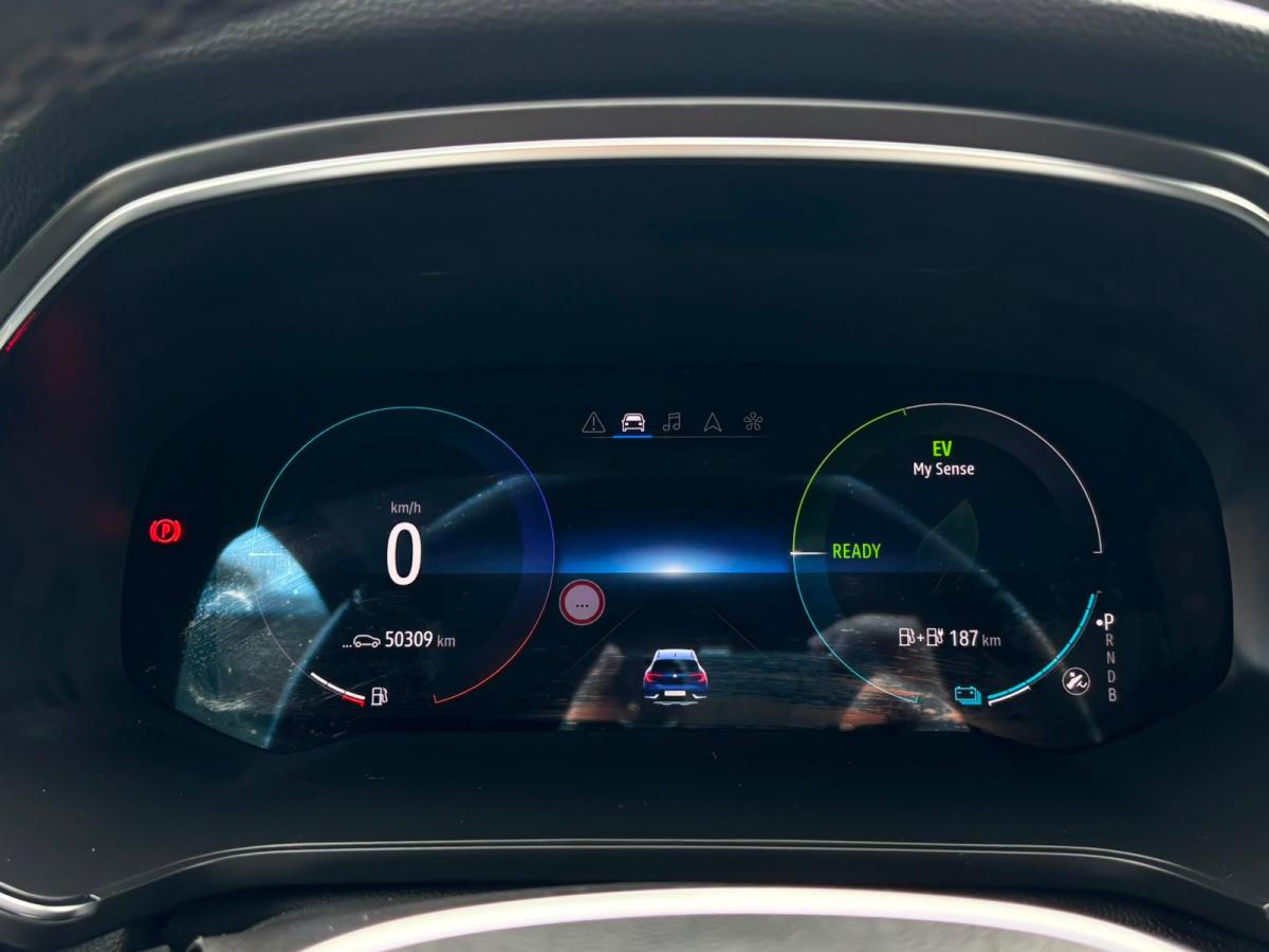 renault-captur-2022-hibrido-a-gasolina-1598cc