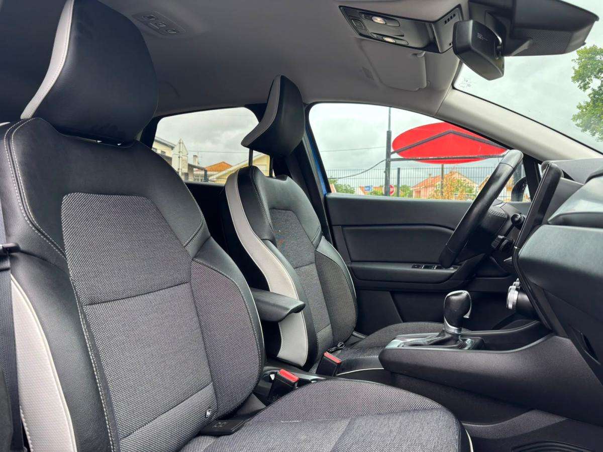 renault-captur-2022-hibrido-a-gasolina-1598cc