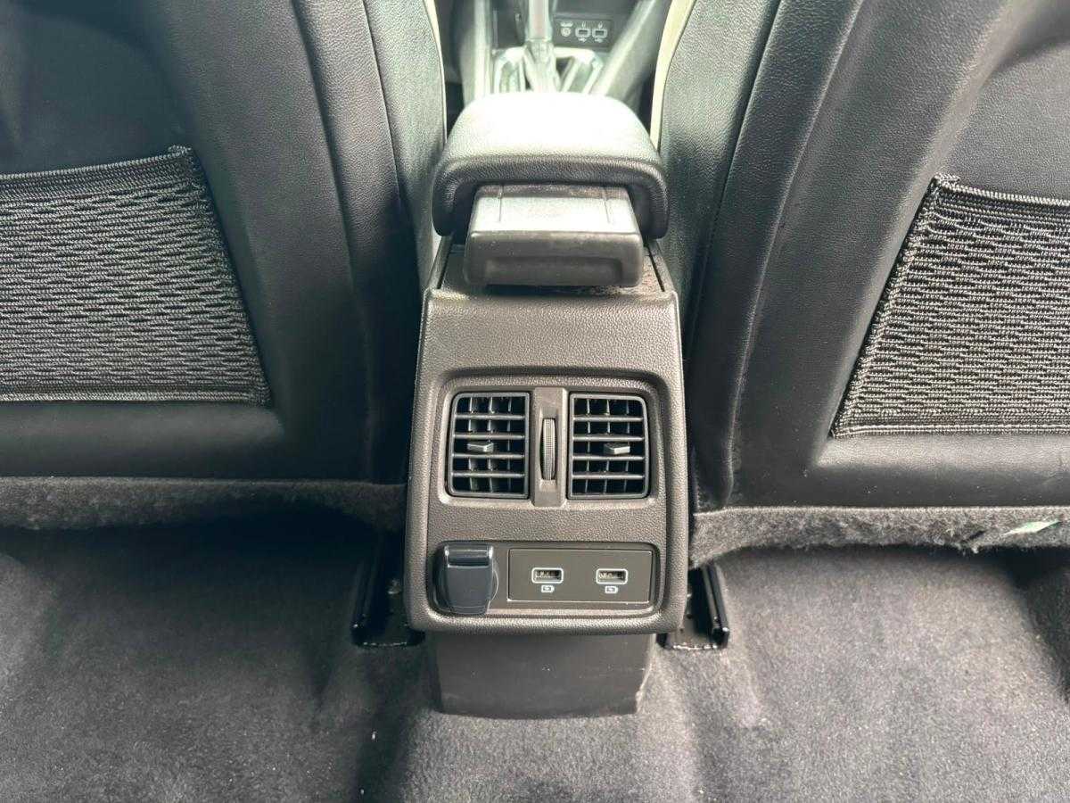 renault-captur-2022-hibrido-a-gasolina-1598cc