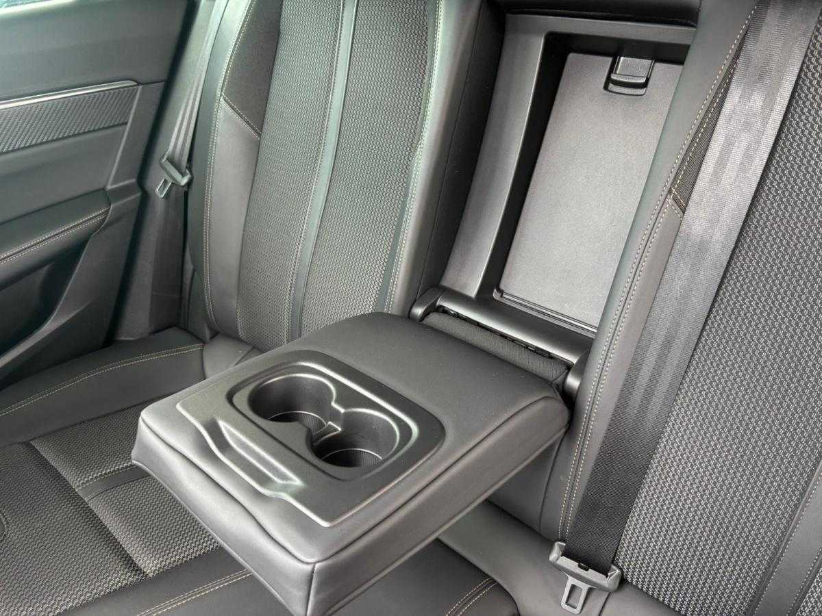 peugeot-508-sw-2023-diesel-1499cc
