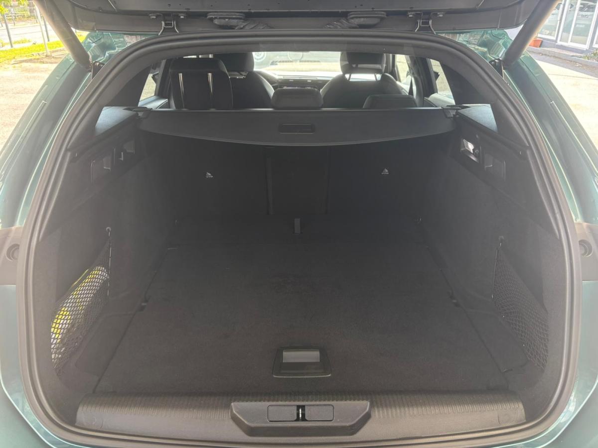 peugeot-308-sw-2022-diesel-1499cc