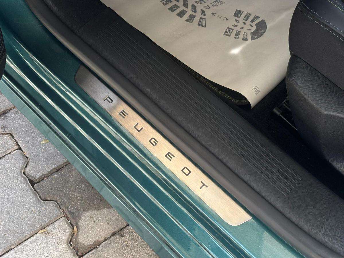 peugeot-308-sw-2022-diesel-1499cc