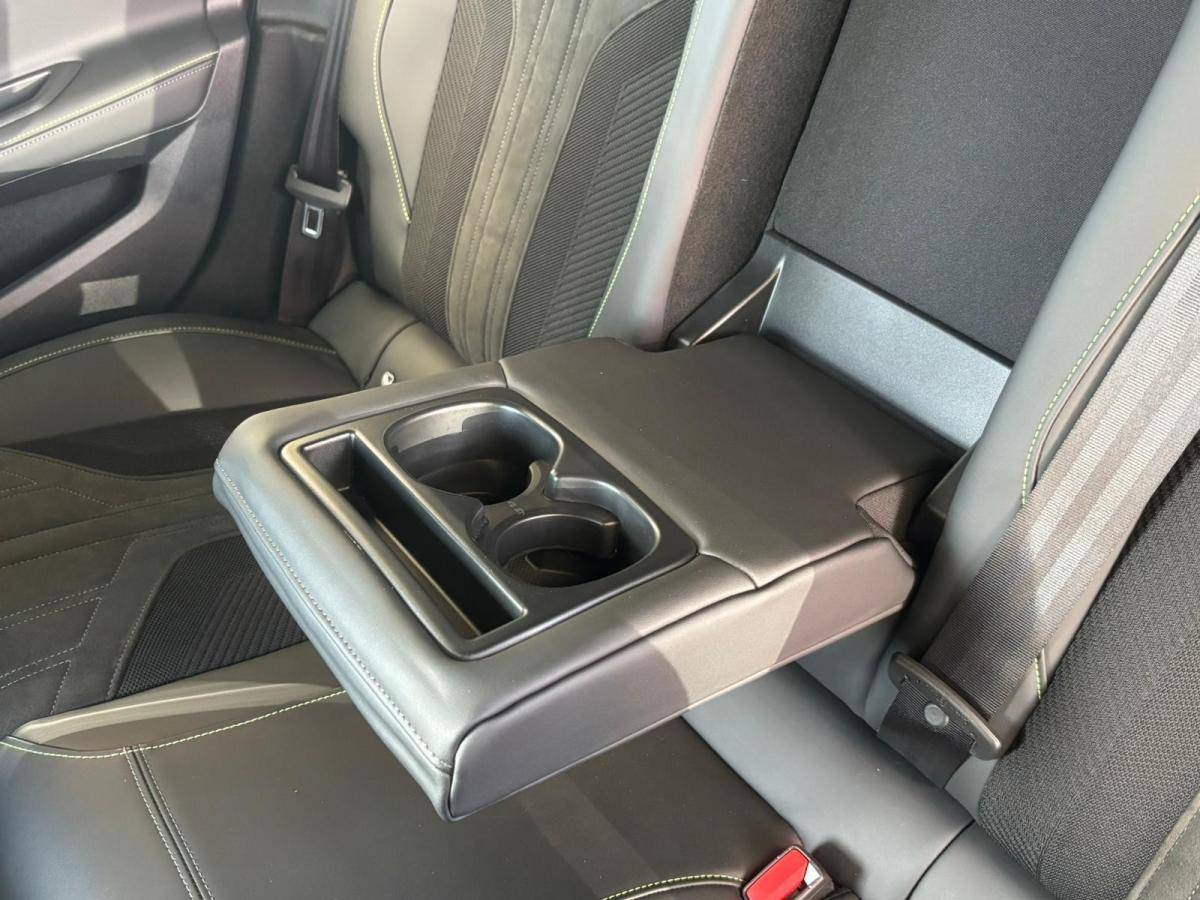 peugeot-308-sw-2022-diesel-1499cc