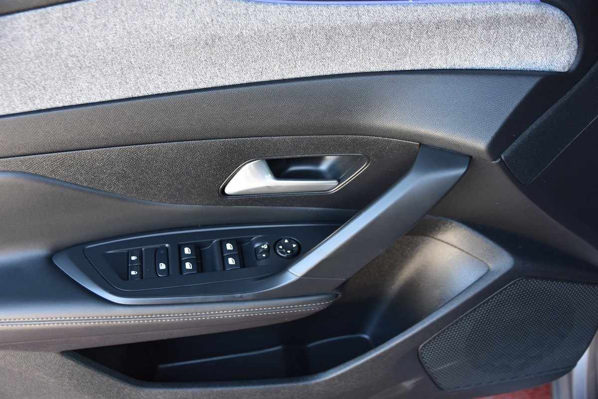 peugeot-308-2022-diesel-1499cc