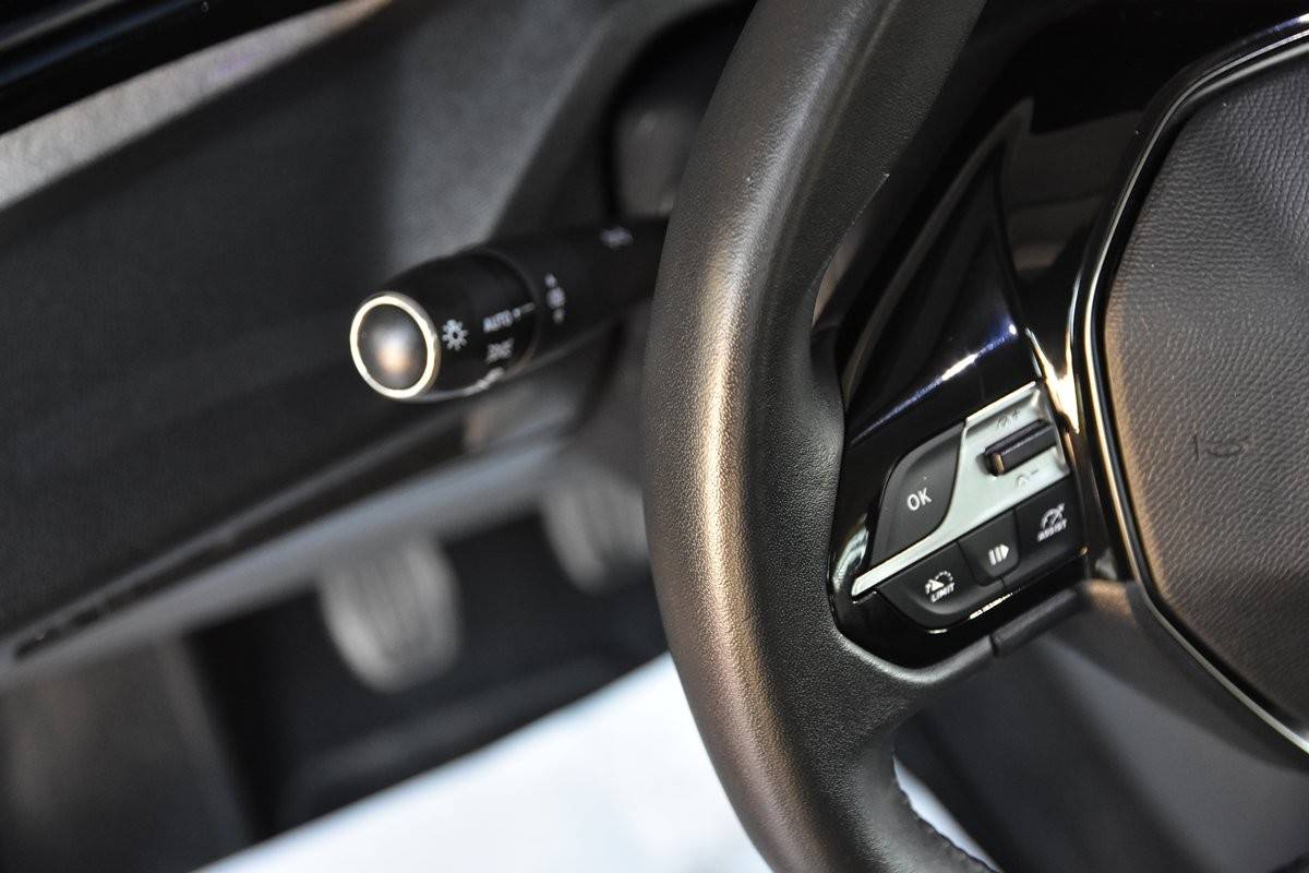 peugeot-308-2022-diesel-1499cc