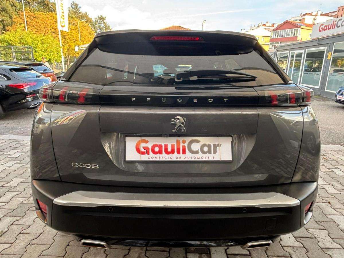 peugeot-2008-2022-gasolina-1199cc