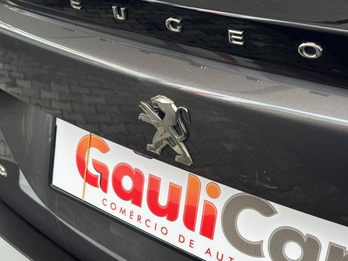 peugeot-2008-2022-gasolina-1199cc
