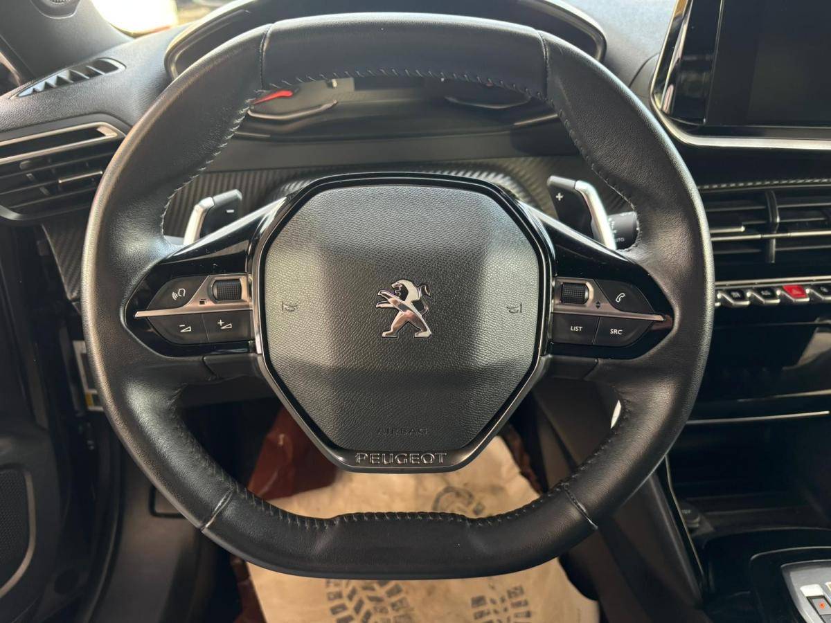 peugeot-2008-2022-gasolina-1199cc