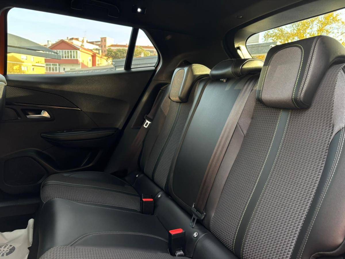 peugeot-2008-2022-gasolina-1199cc