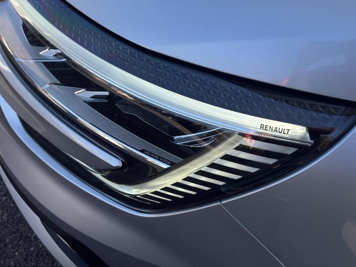 renault-megane-2022-hibrido-a-diesel-1598cc