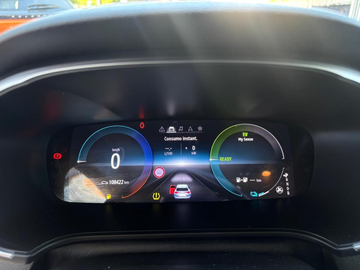 renault-megane-2022-hibrido-a-diesel-1598cc