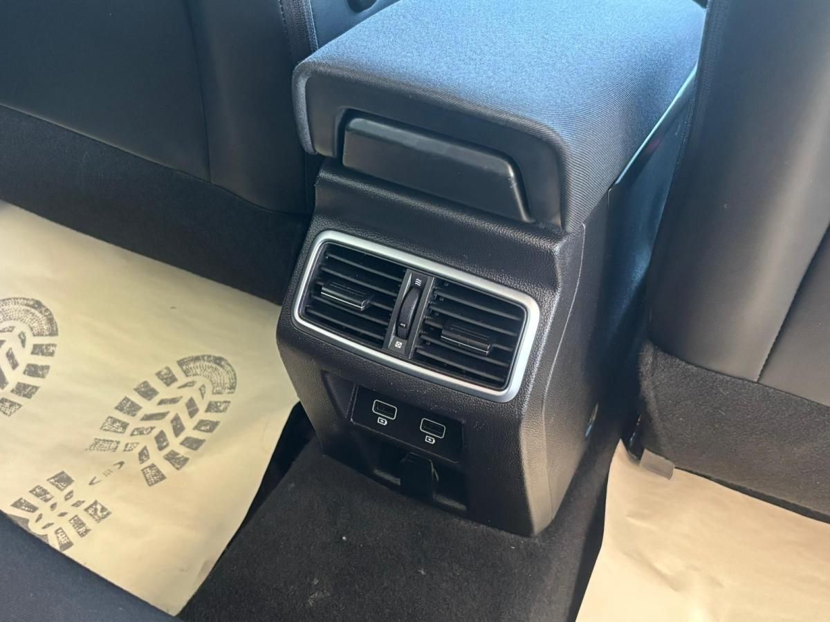 renault-megane-2022-hibrido-a-diesel-1598cc