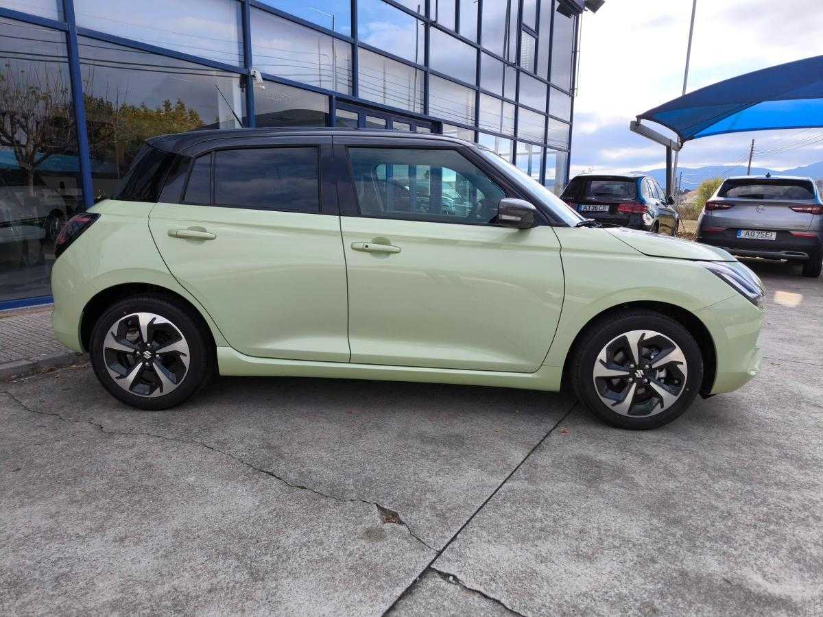 suzuki-swift-2024-hibrido-a-gasolina-1197cc