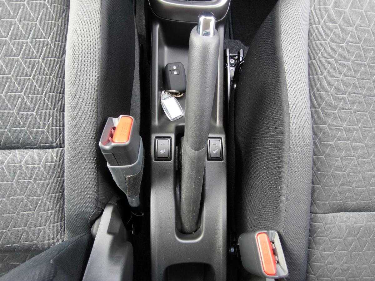 suzuki-swift-2024-hibrido-a-gasolina-1197cc