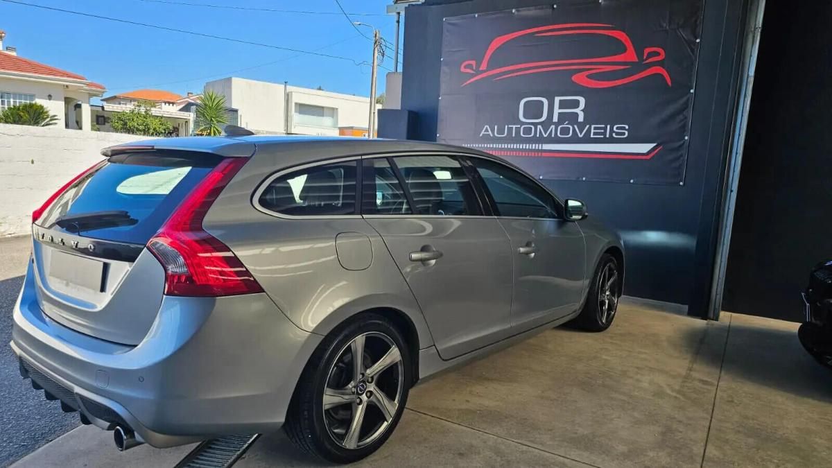 volvo-v60-2012-diesel-1560cc