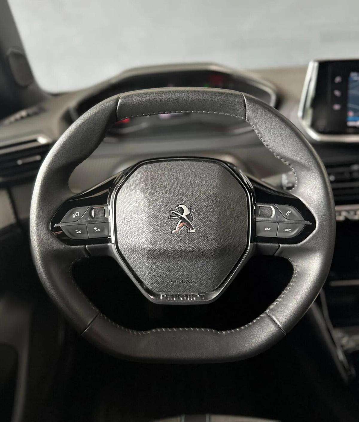 peugeot-2008-2023-gasolina-1199cc