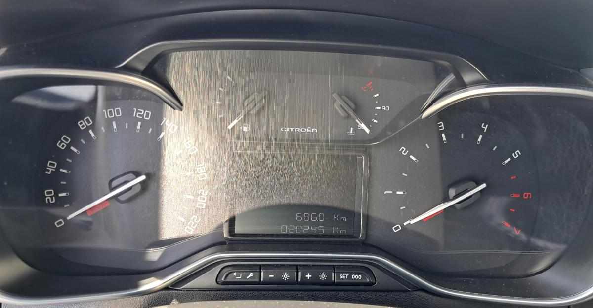 citroen-c3-1-2-83cv-2022-gasolina-1199cc