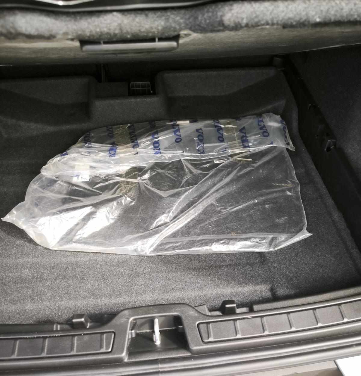 volvo-xc40-1-5-t3-2019-gasolina-1477cc
