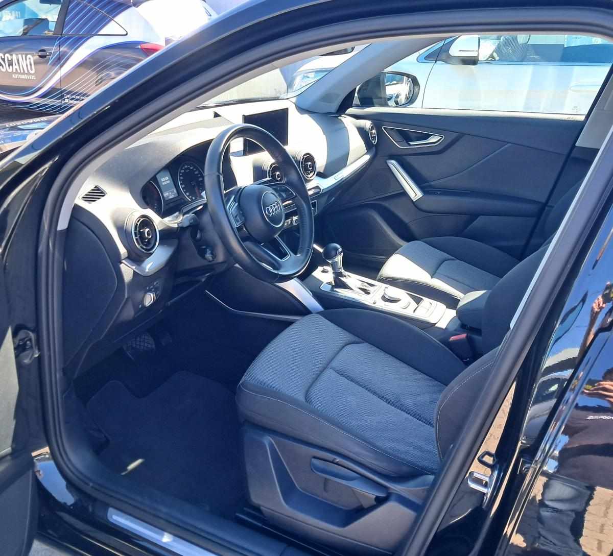 audi-q2-1-0-116cv-2017-gasolina-999cc