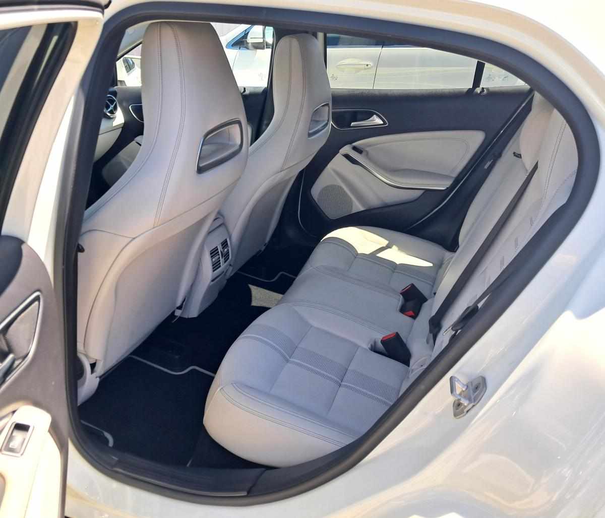 mercedes-benz-gla-180-cdi-2017-diesel-1461cc