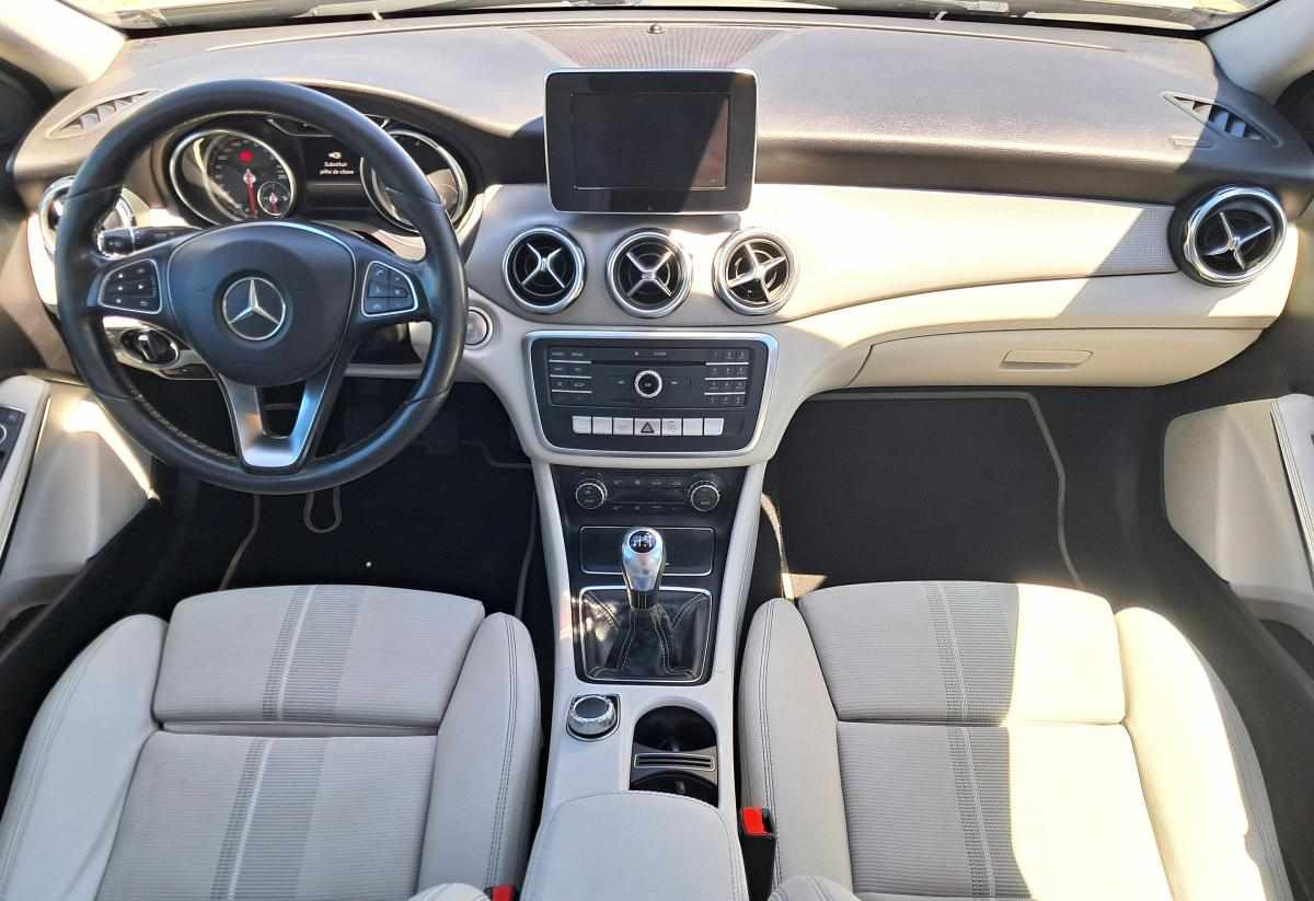 mercedes-benz-gla-180-cdi-2017-diesel-1461cc