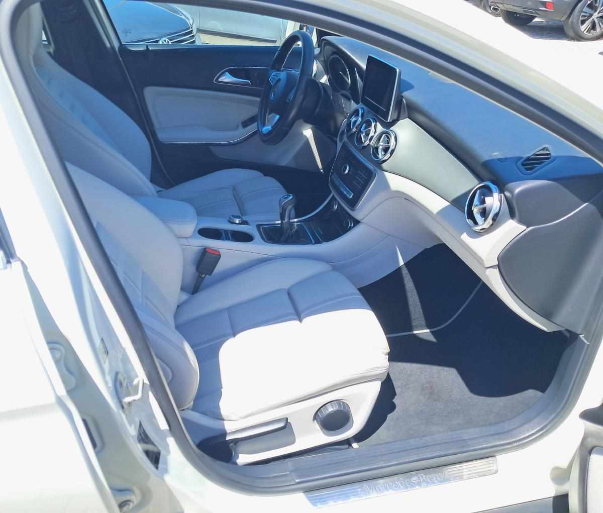 mercedes-benz-gla-180-cdi-2017-diesel-1461cc