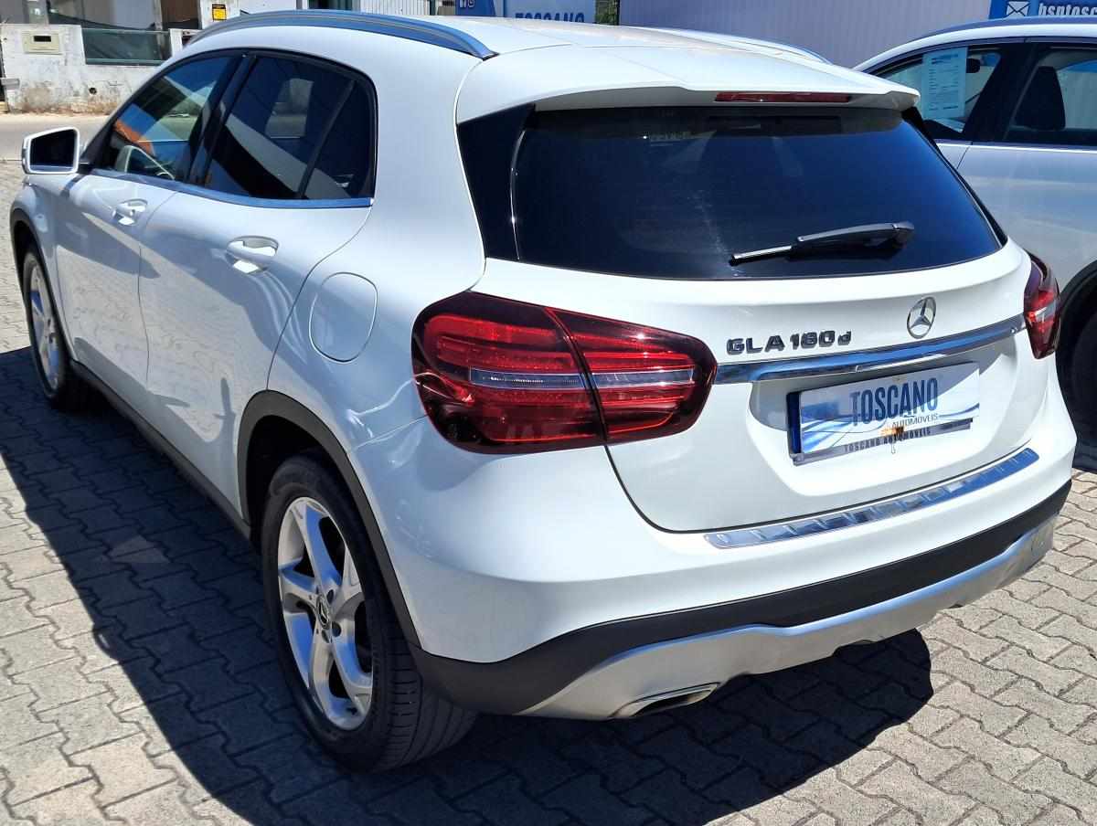mercedes-benz-gla-180-cdi-2017-diesel-1461cc