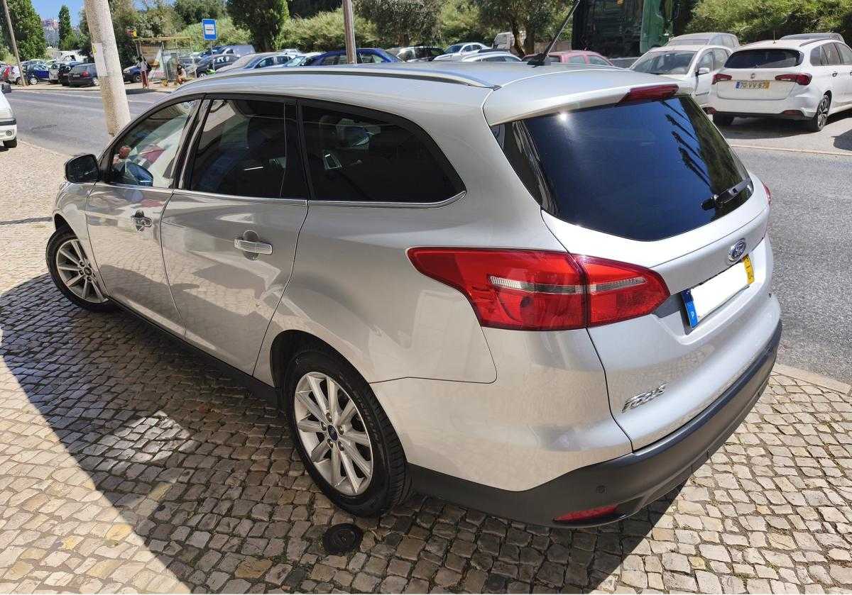 ford-focus-sw-2018-gasolina-998cc