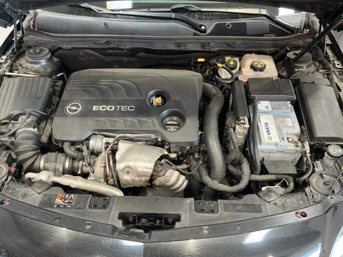 opel-insignia-2014-gasolina-1598cc