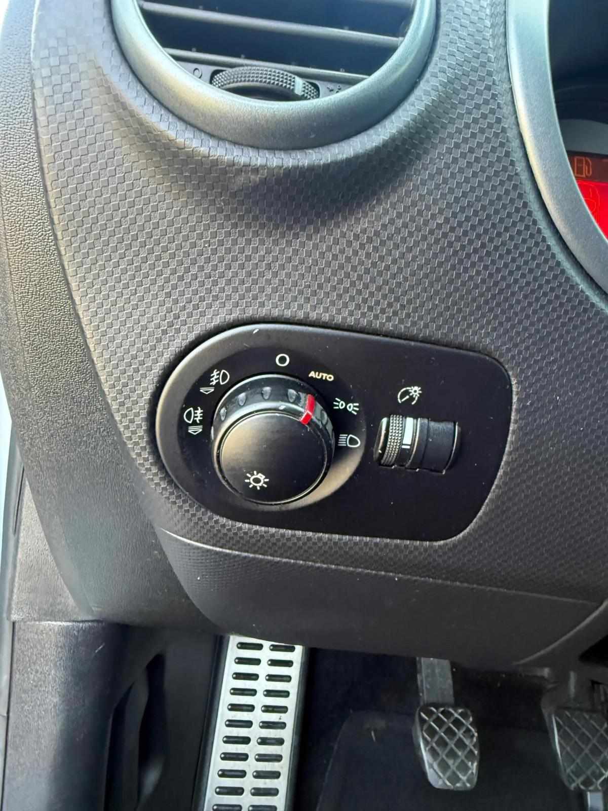 seat-leon-2008-diesel-1968cc