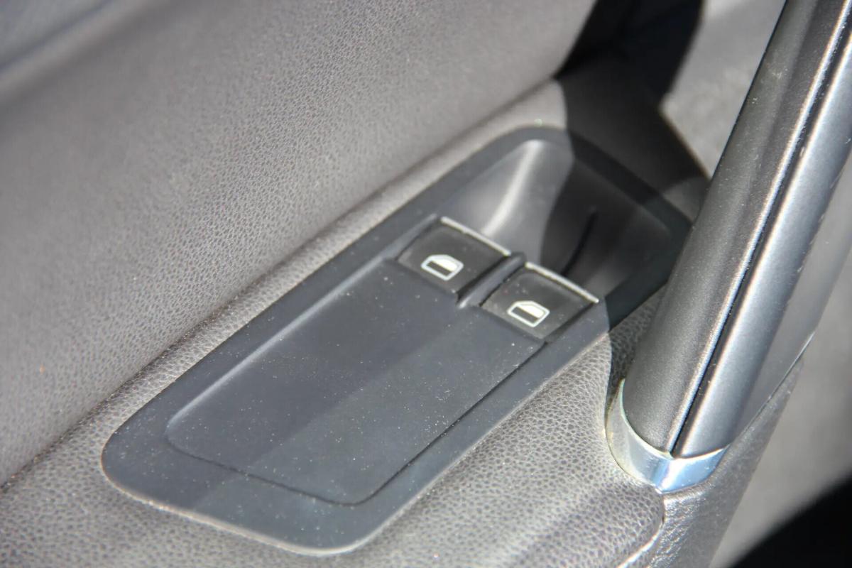volkswagen-golf-2013-diesel-1968cc