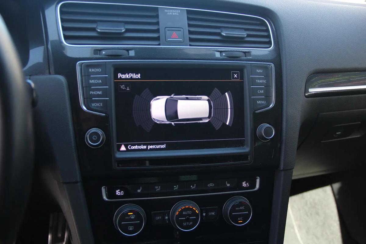 volkswagen-golf-2013-diesel-1968cc