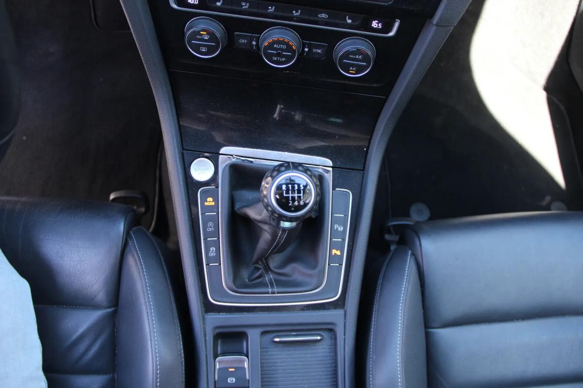 volkswagen-golf-2013-diesel-1968cc