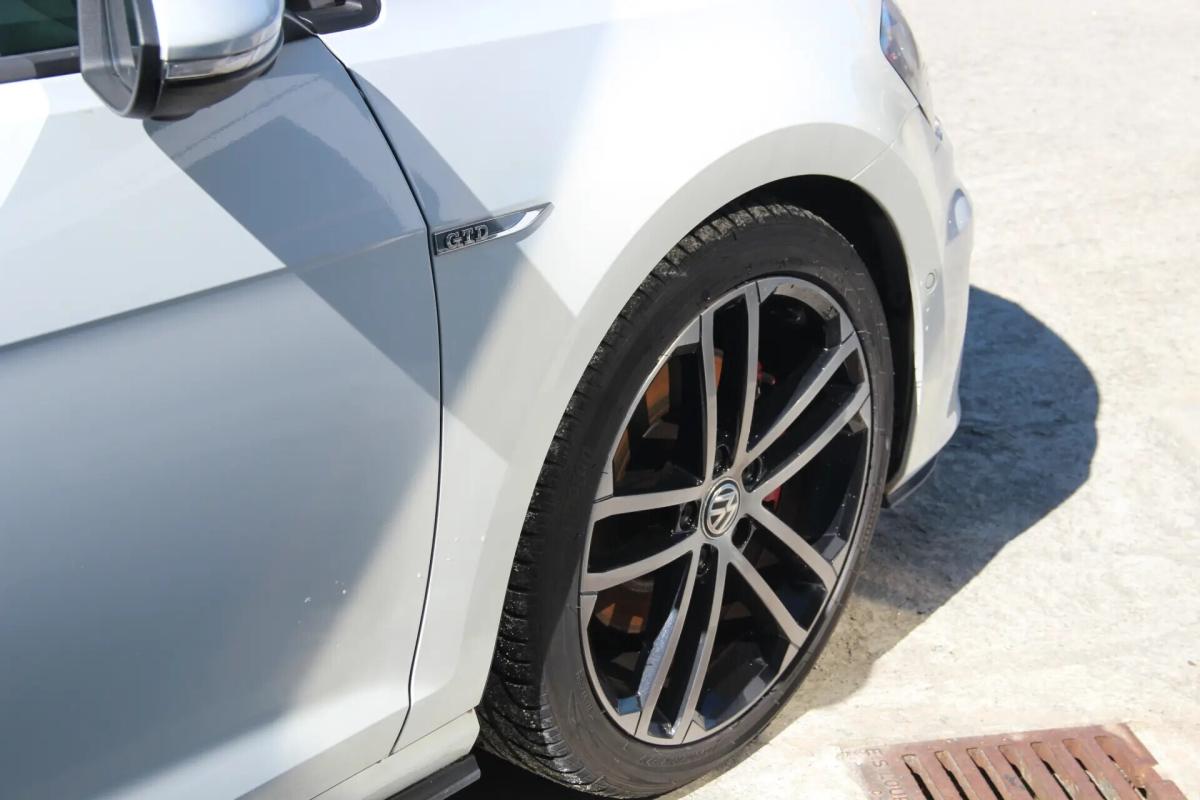 volkswagen-golf-2013-diesel-1968cc