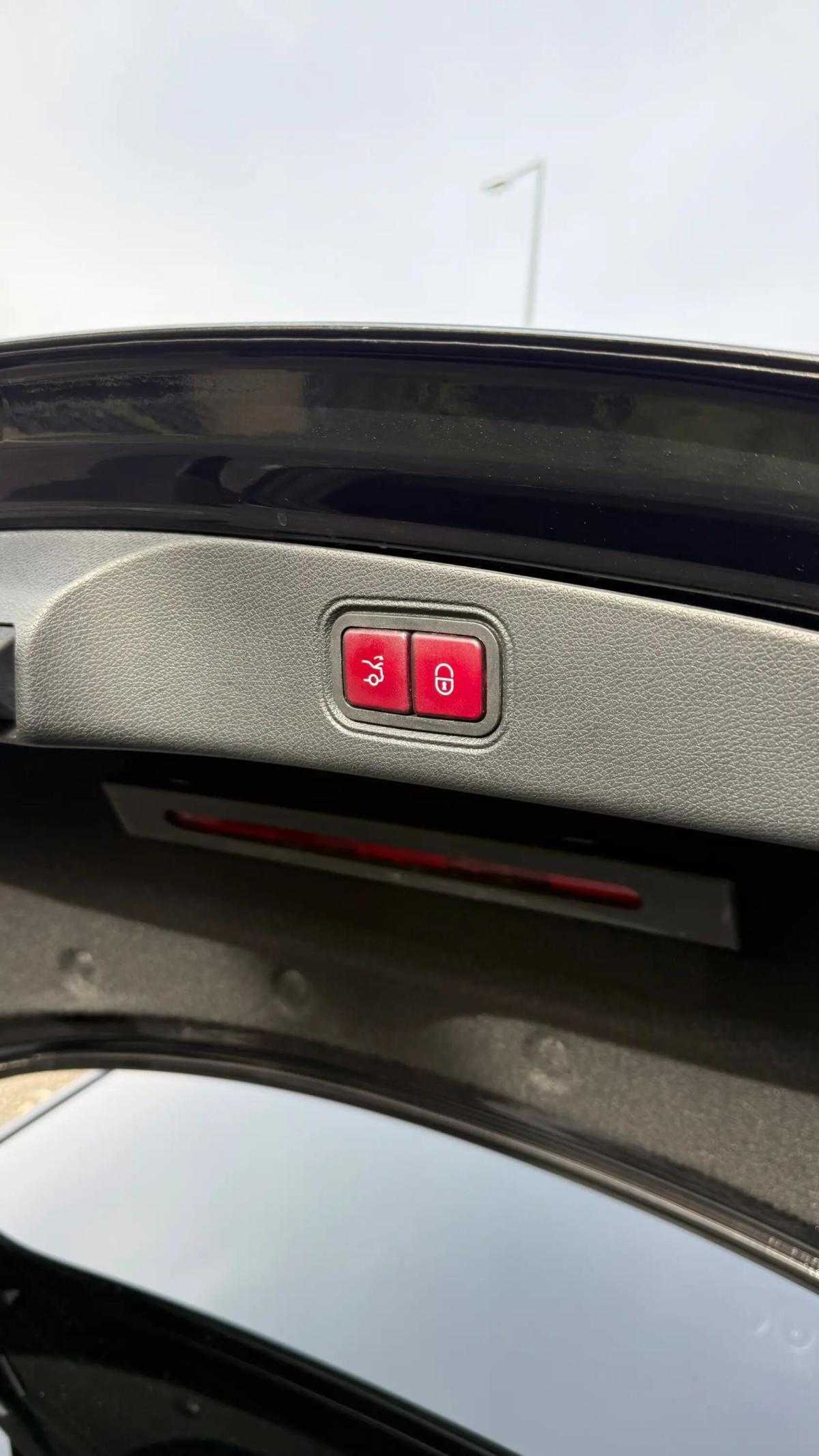 mercedes-benz-classe-e-220-coupe-2018-diesel-1950cc