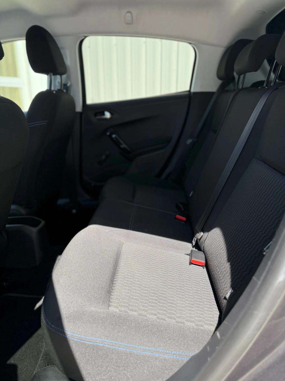 peugeot-208-2019-gasolina-1199cc