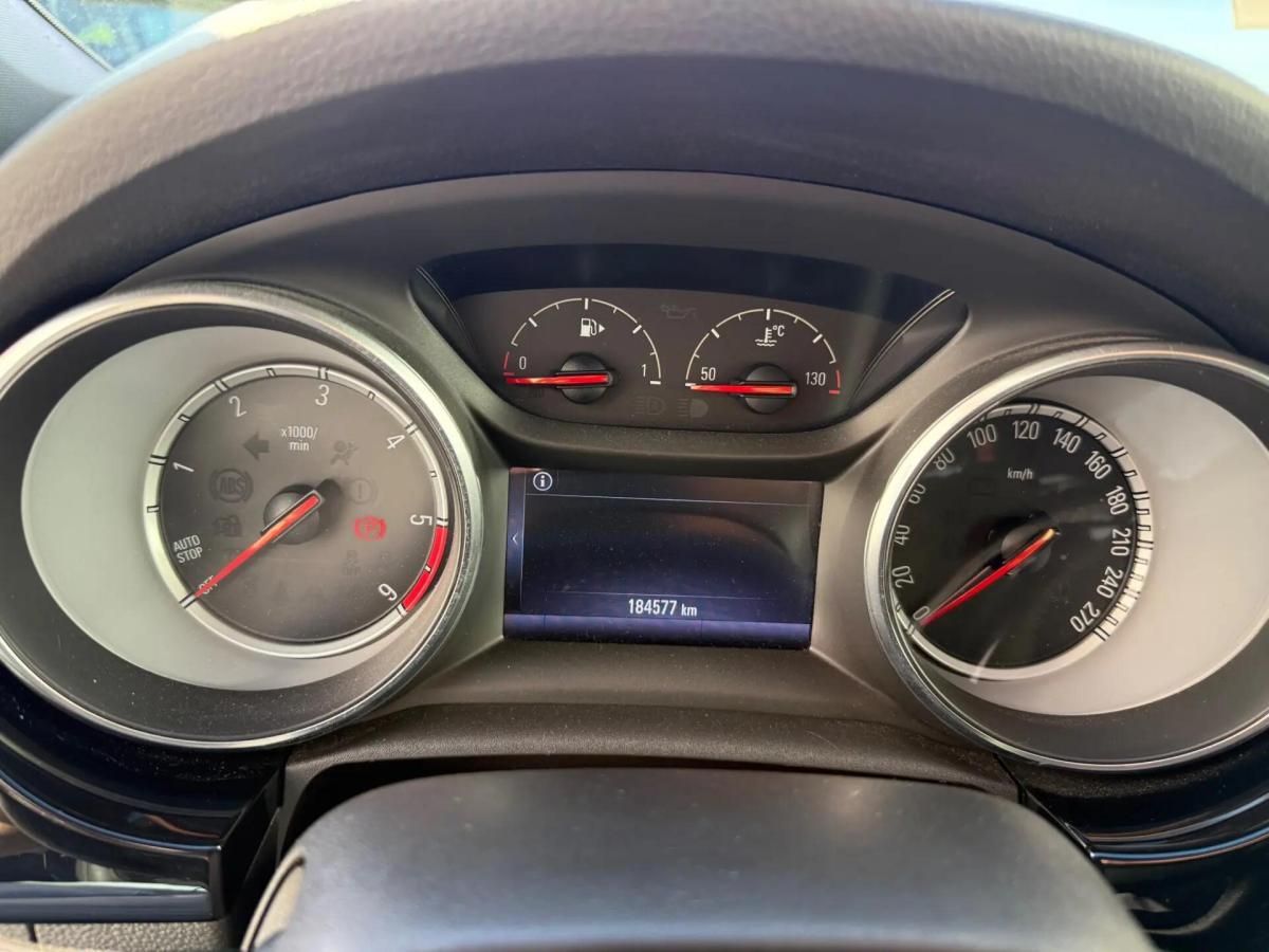 opel-astra-sport-tourer-2016-diesel-1598cc
