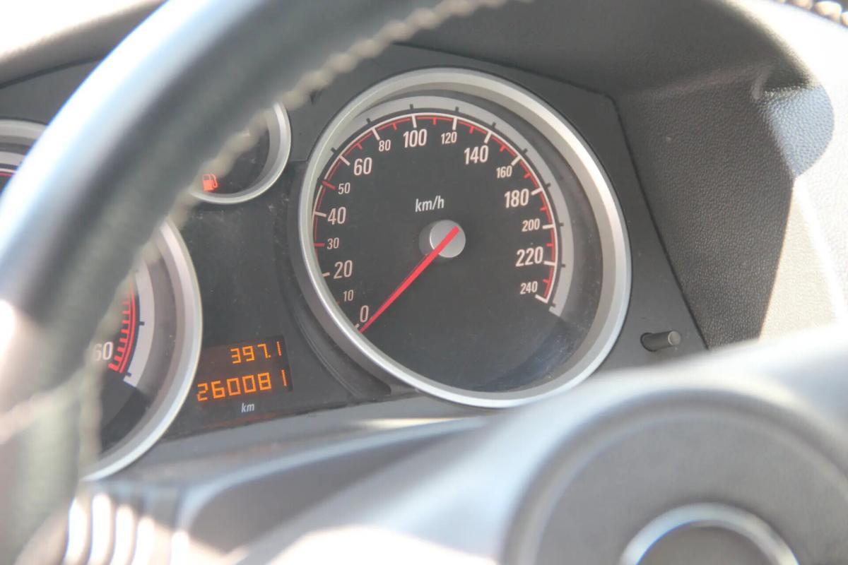 opel-astra-gtc-2008-diesel-1910cc