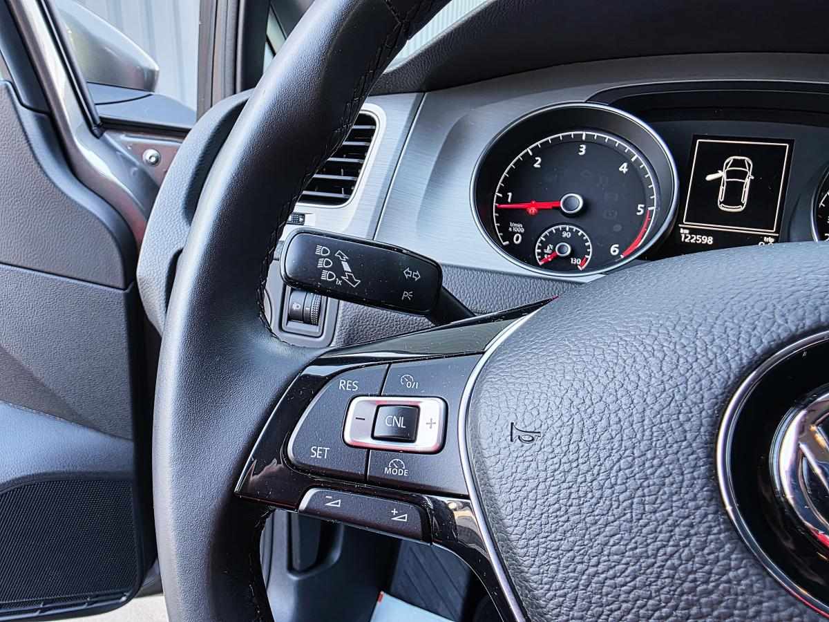 volkswagen-golf-2016-diesel-1598cc