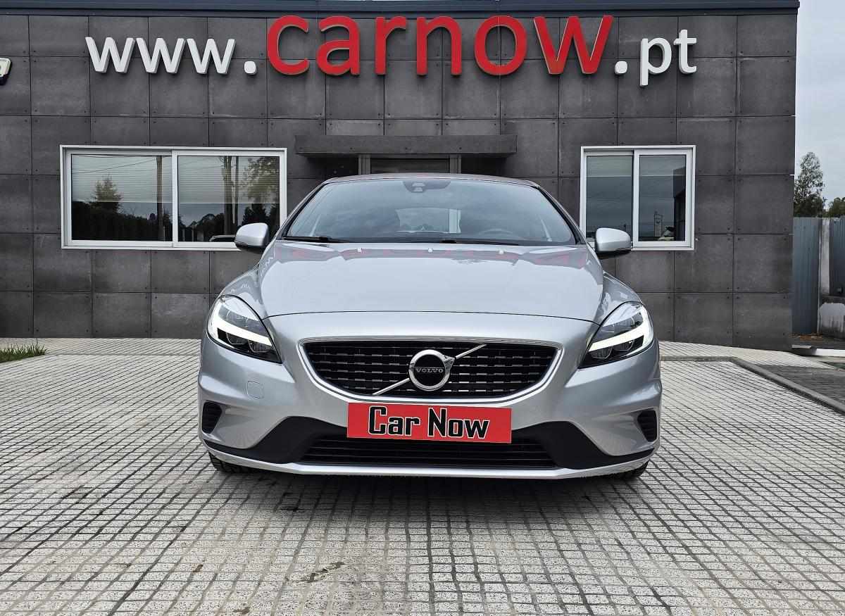 volvo-v40-2019-gasolina-1498cc