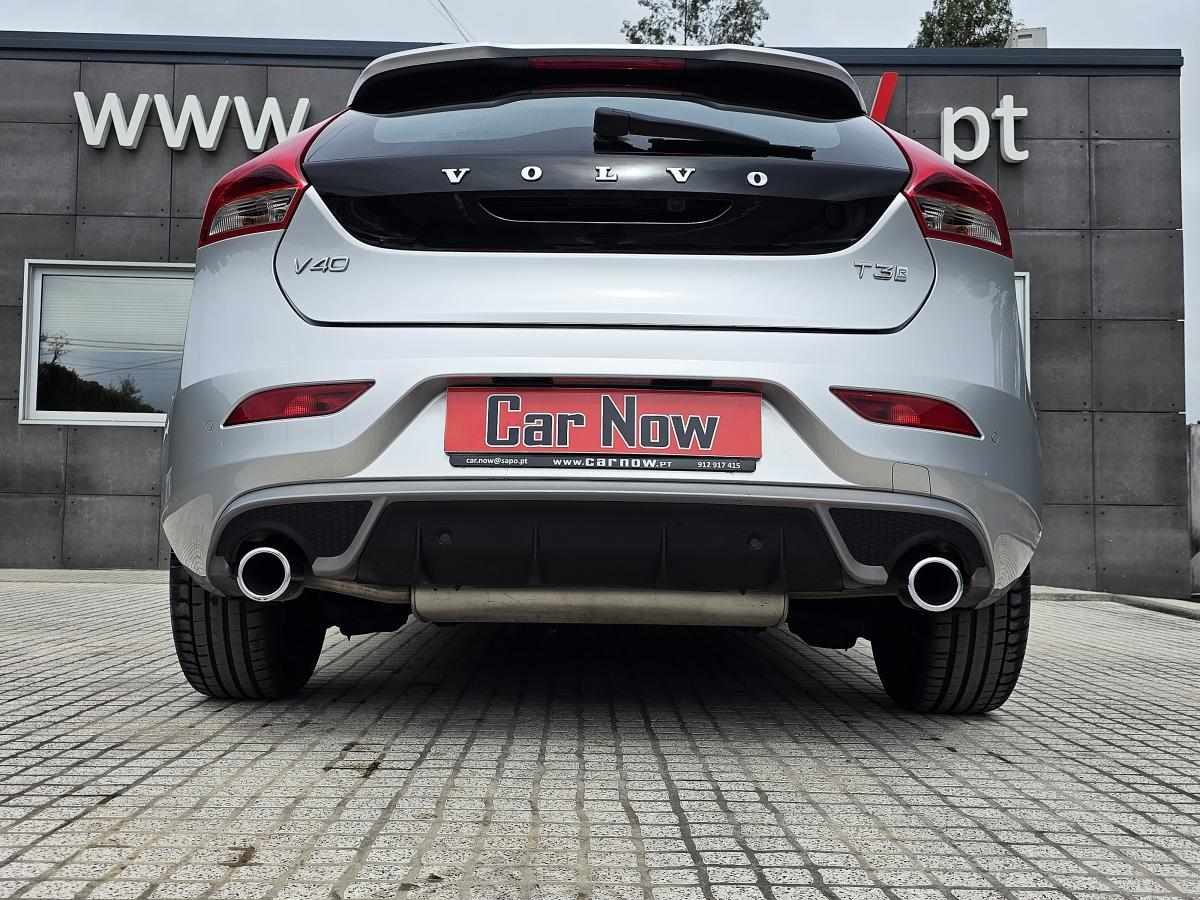 volvo-v40-2019-gasolina-1498cc