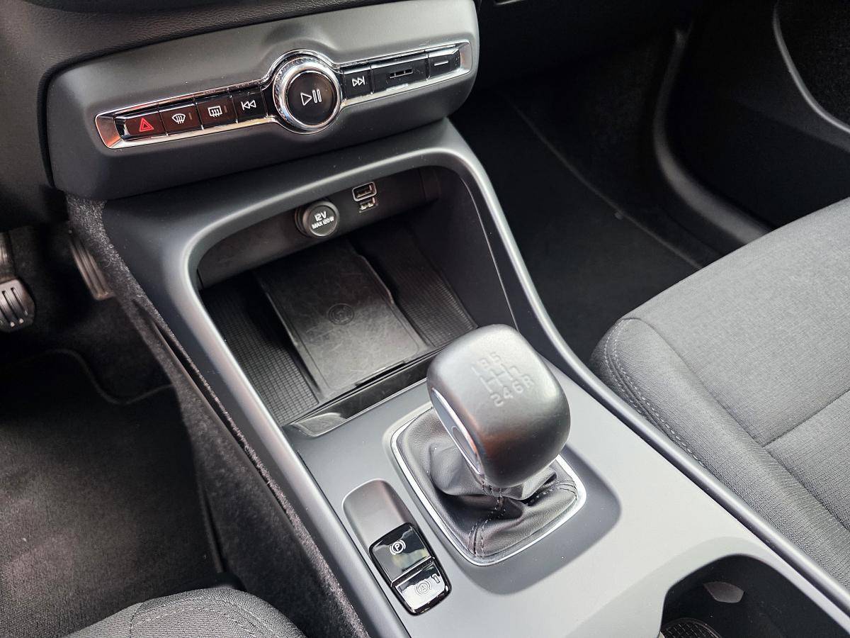 volvo-xc40-2019-gasolina-1477cc