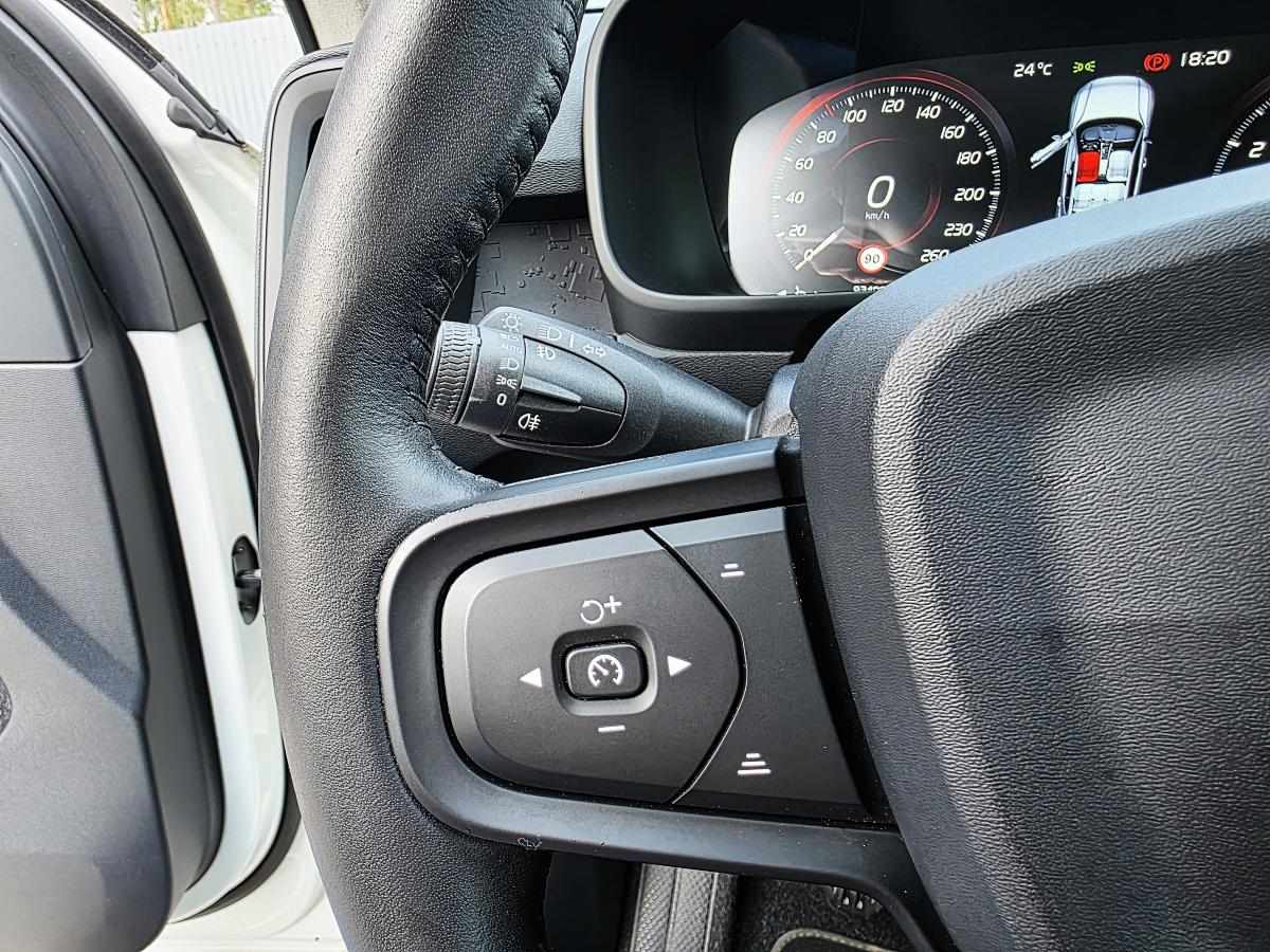 volvo-xc40-2019-gasolina-1477cc