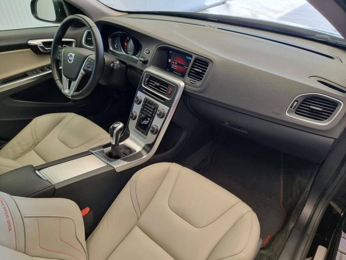 volvo-v60-2016-diesel-1969cc