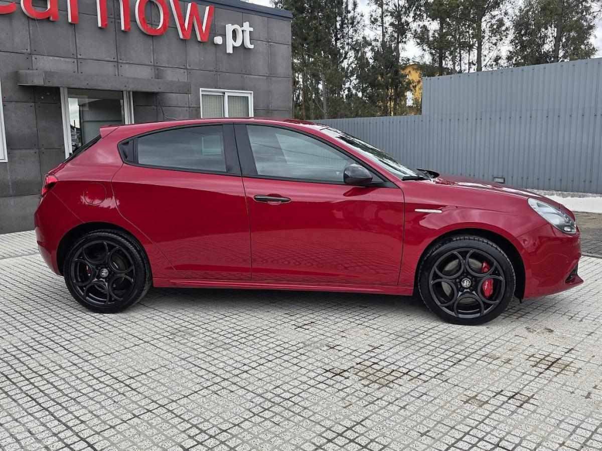 alfa-romeo-giulietta-2020-diesel-1598cc